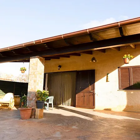 דירה - A Casa Di Arella Relax E Piscina מרסאלה