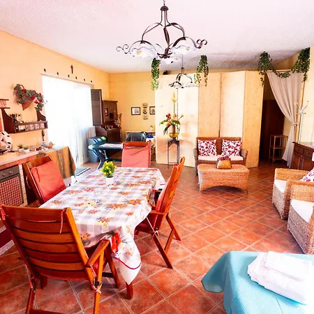 - A Casa Di Arella Relax E Piscina Apartamento *