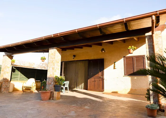 Апартаменты - A Casa Di Arella Relax E Piscina Марсала